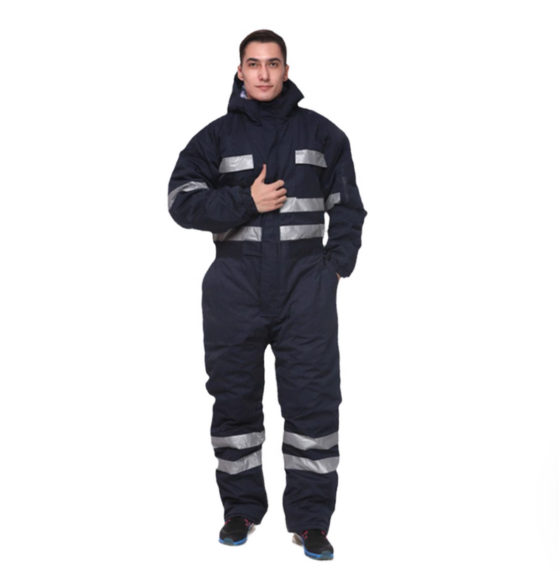Winter Clothing Storage - Kalınlaştırılmış sıcak yansıtıcı giysilerle kışlık soğuk